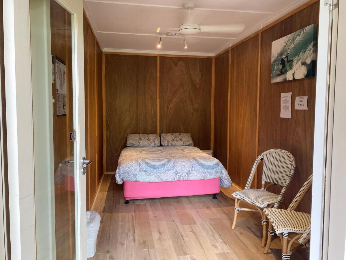 Dolphins Backpackers Hostel Съншайн Бийч Екстериор снимка